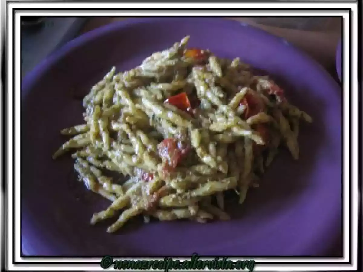 Trofie al pesto e pomodorini