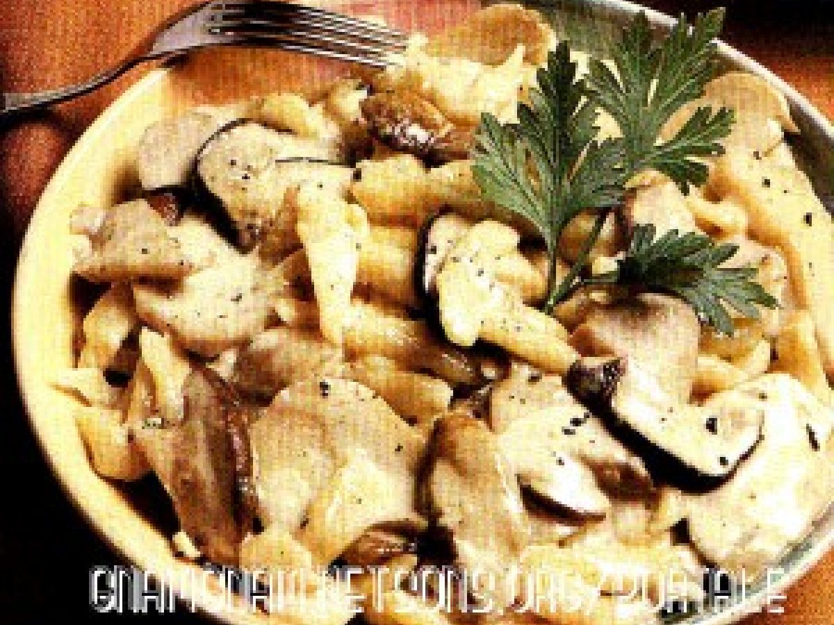 Trofie con fonduta ai funghi