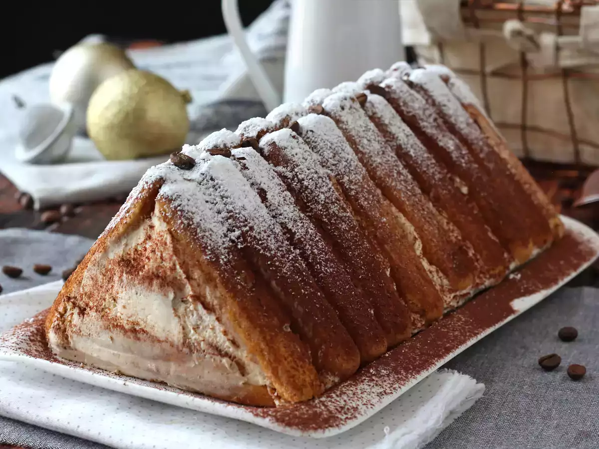 Tronchetto chalet al caffè: il dolce di Natale senza stampo che conquista tutti - foto 9