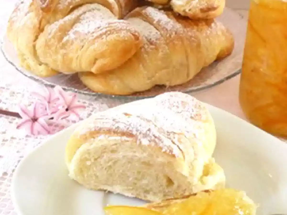 Un dolce buongiorno: croissant con lievito naturale