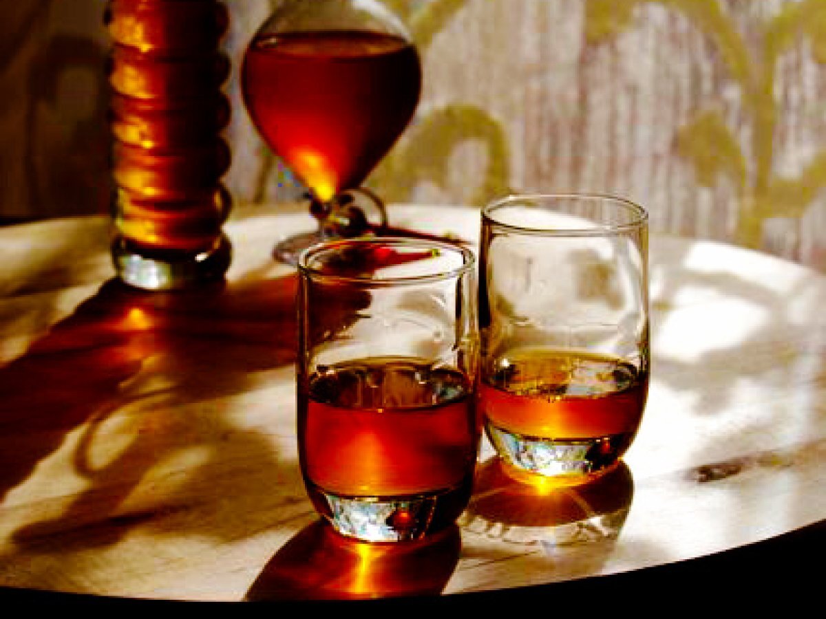 Un liquore tipico: la genziana