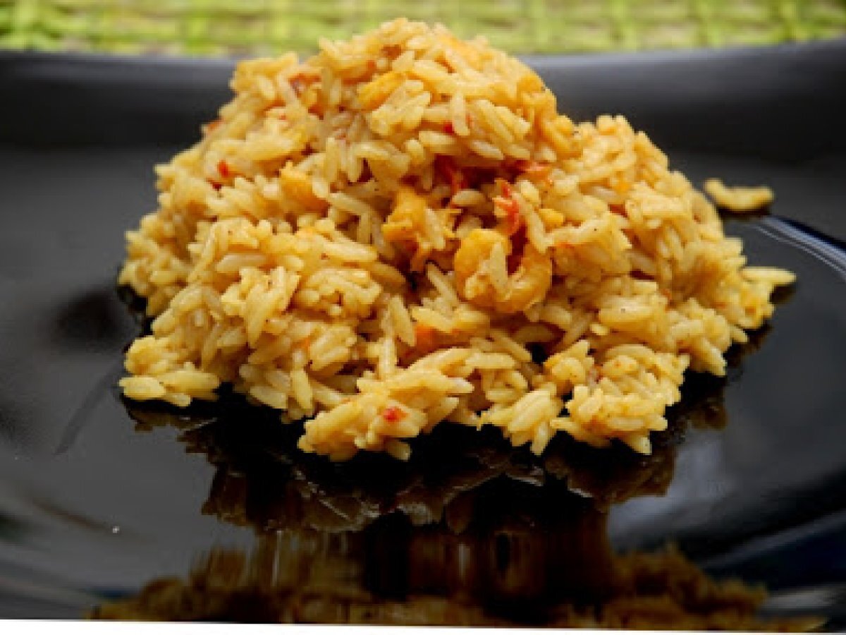 Una ricetta indiana il prawn biryani ovvero riso al curry