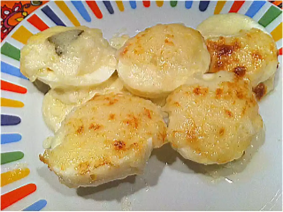 Uova al gratin con besciamella