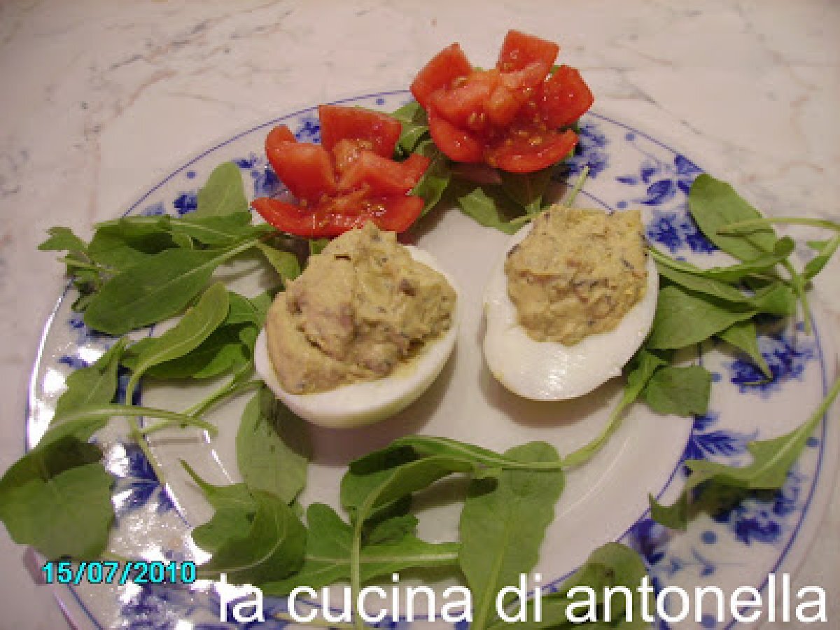 Uova alla crema di tonno