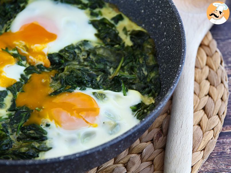 Uova e spinaci, la ricetta perfetta per una cena veloce - foto 3