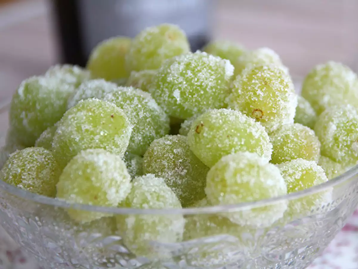 Uva al prosecco: ricetta sfiziosa da servire a fine pasto o aperitivo - foto 3