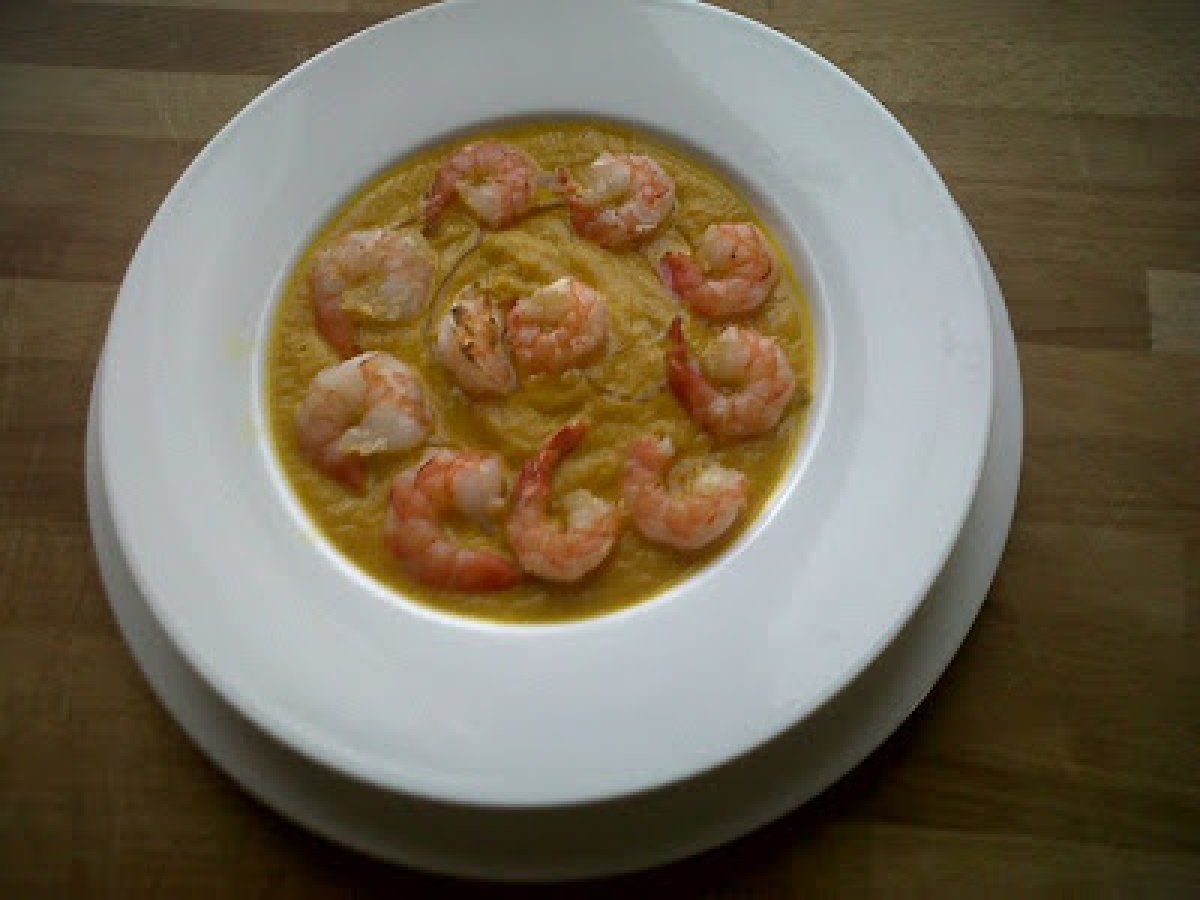 Vellutata di carote e gamberi