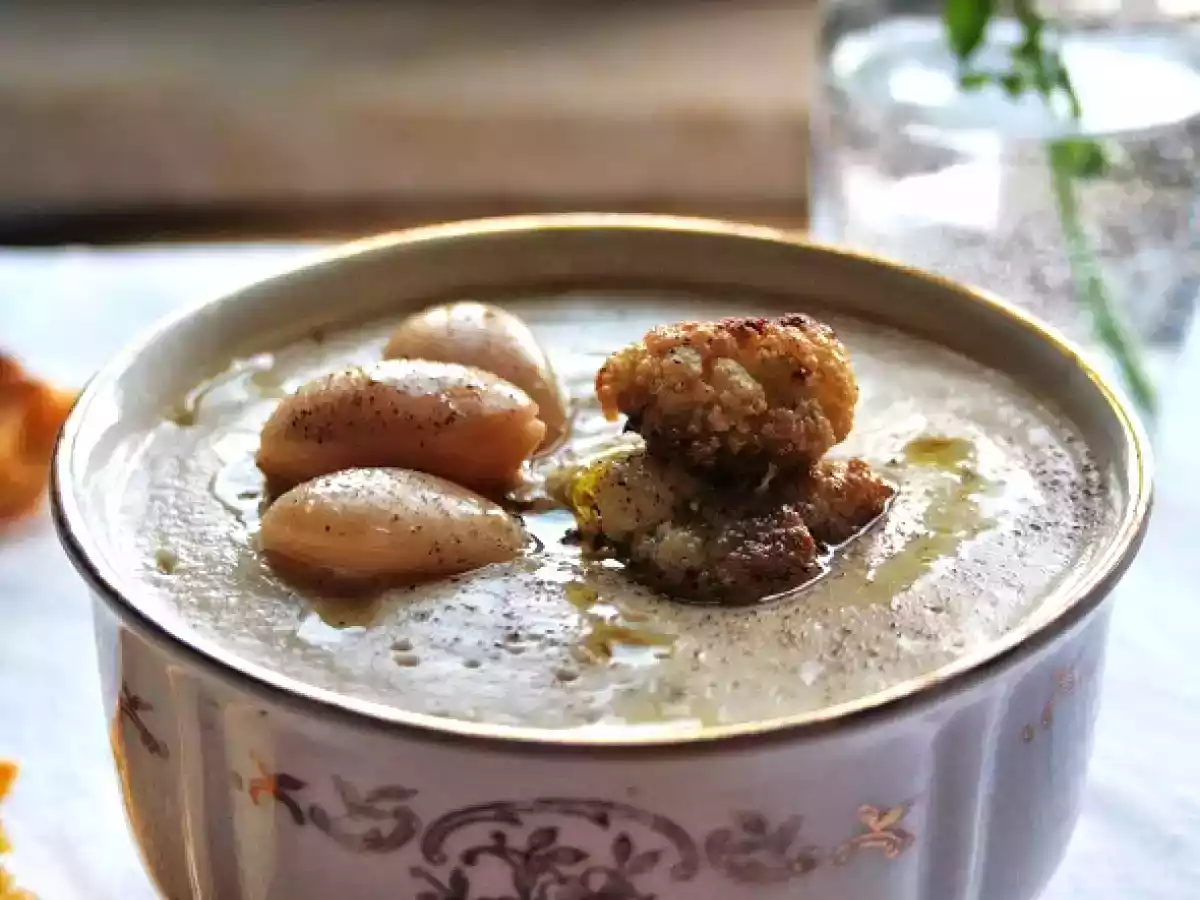 Vellutata di Fagioli Bianchi di Spagna e Cavolfiore Arrostito