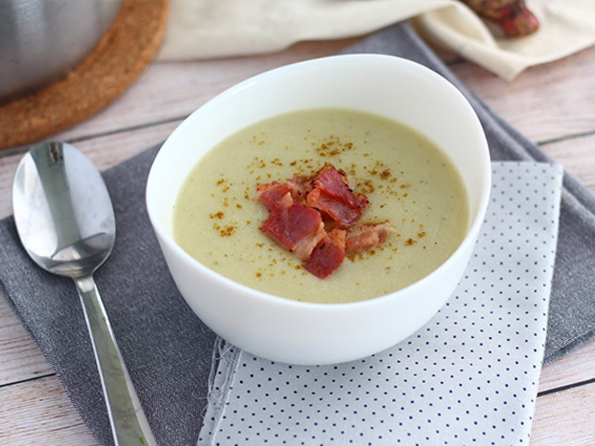 Vellutata di topinambur e patate con pancetta croccante - foto 4