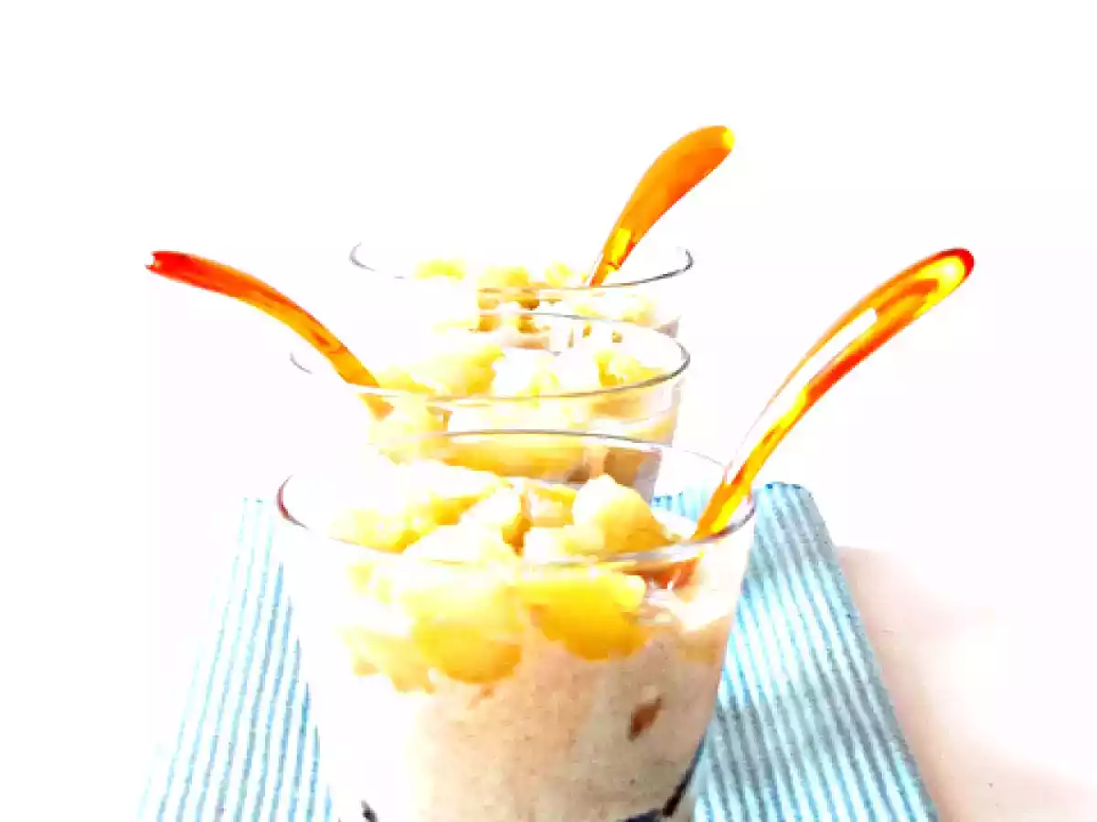 Verrines di Crema di Ricotta e Yogurt alla Cannella