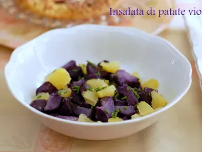 Vitel tonnè allo yogurt con contorno di patate viola, foto 2