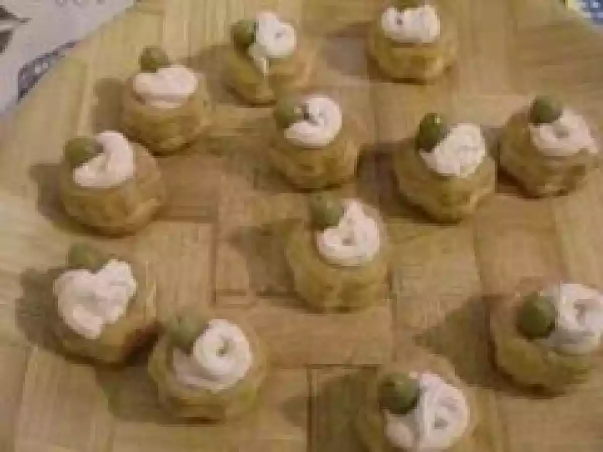 Vol au vent al tonno e caprino