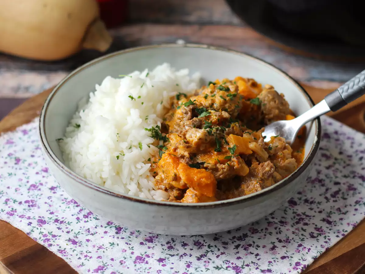Zucca e carne macinata in pentola: una ricetta cremosa e speziata - foto 2