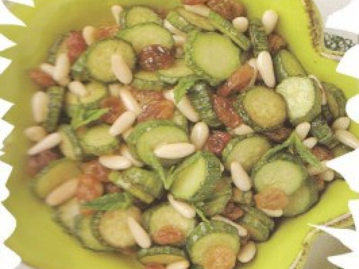 Zucchine pinoli