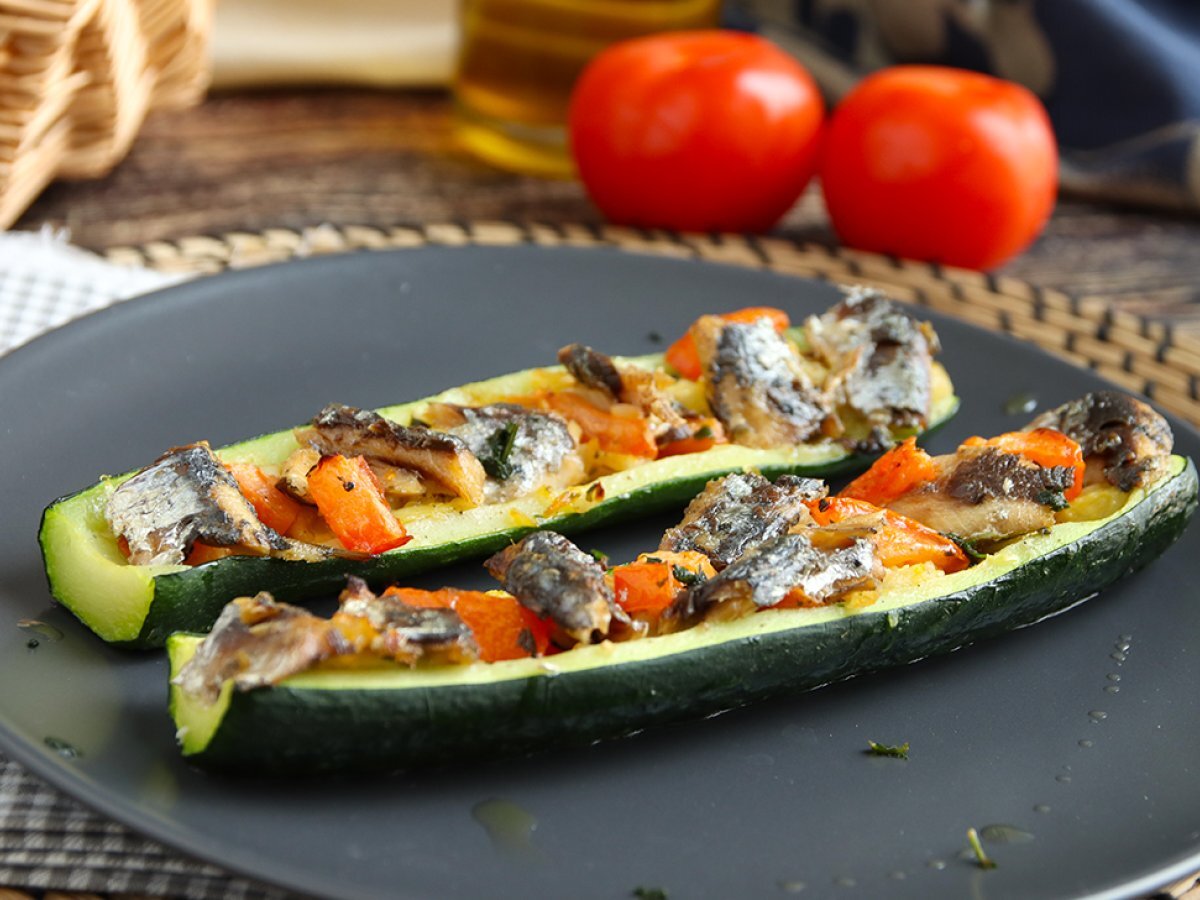 Zucchine ripiene con acciughe