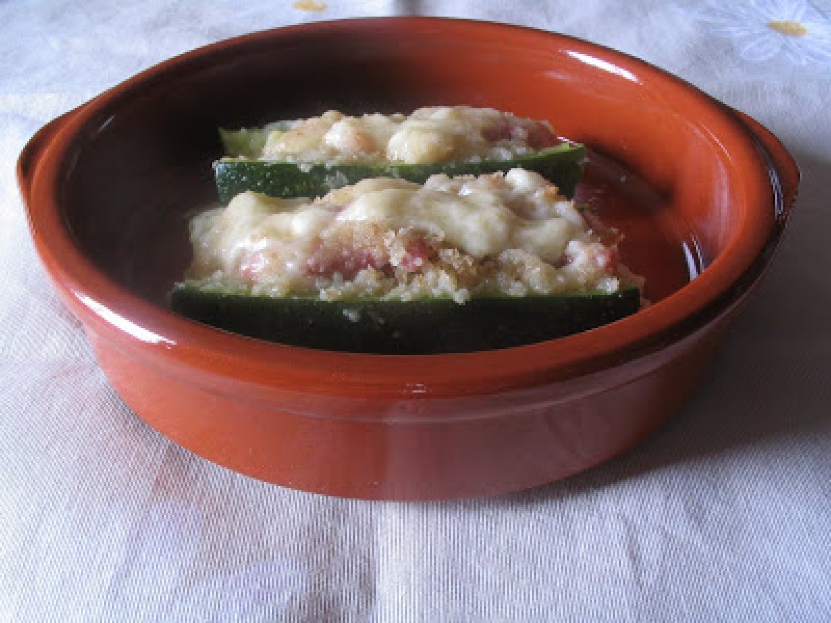 Zucchine ripiene con pancetta e formaggio - foto 2