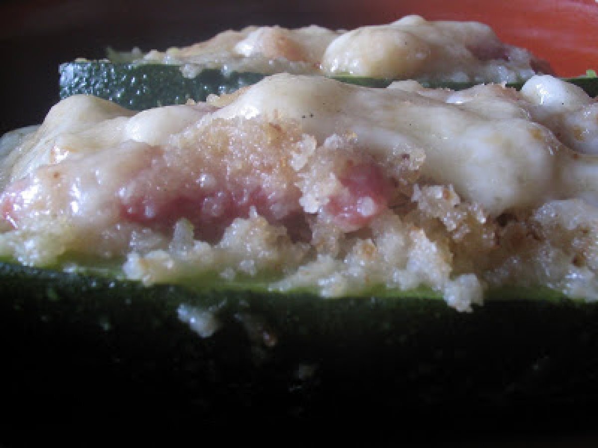 Zucchine ripiene con pancetta e formaggio - foto 3