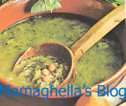 Zuppa delicata di malva dei prati