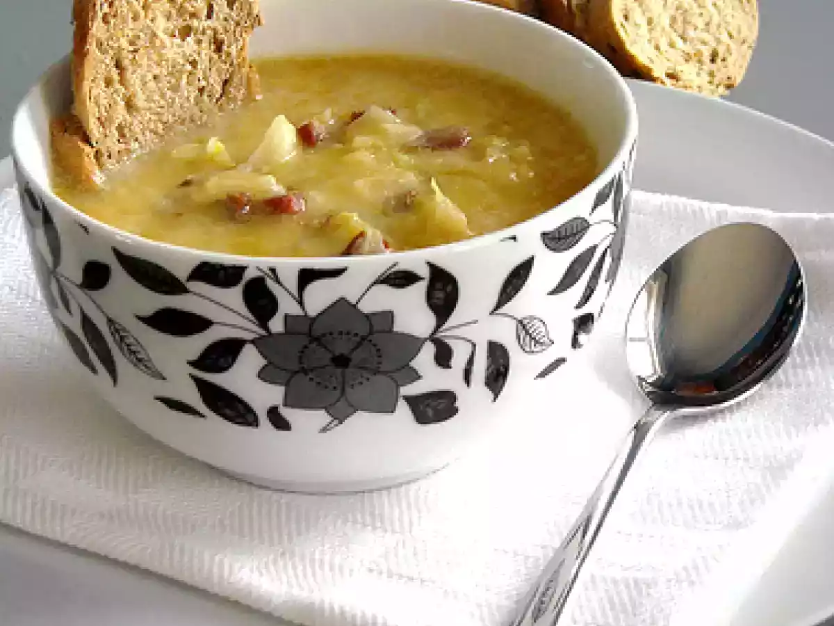 Zuppa di cavolo cappuccio e pancetta - foto 2