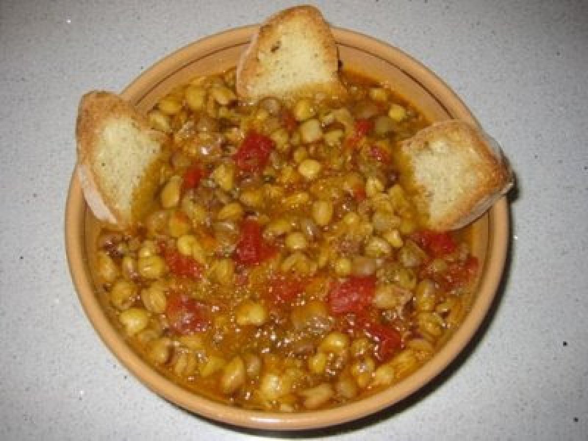 ZUPPA DI CICERCHIE ALLA MERIDIONALE
