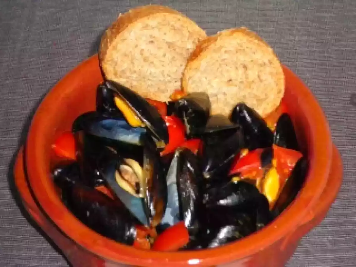 ZUPPA DI COZZE AL ROSMARINO - foto 3