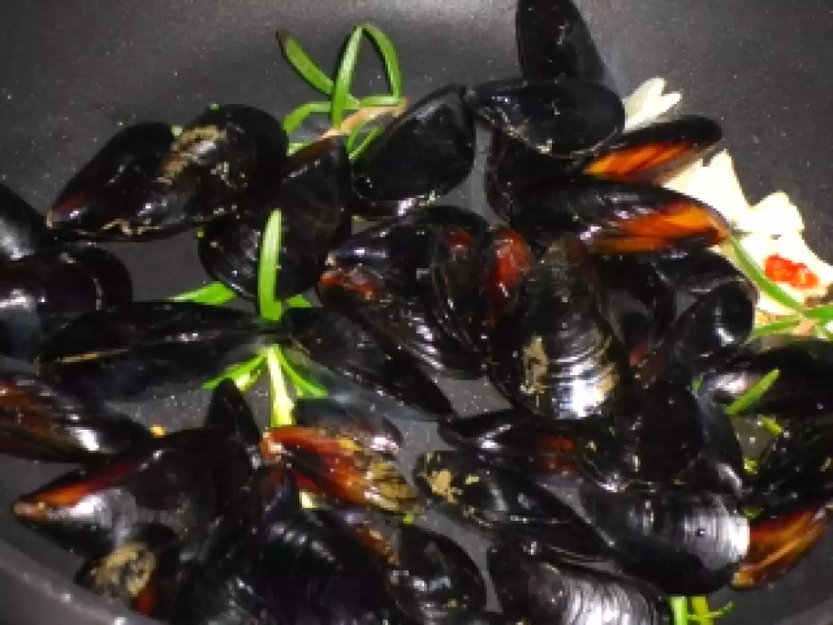 ZUPPA DI COZZE AL ROSMARINO - foto 10