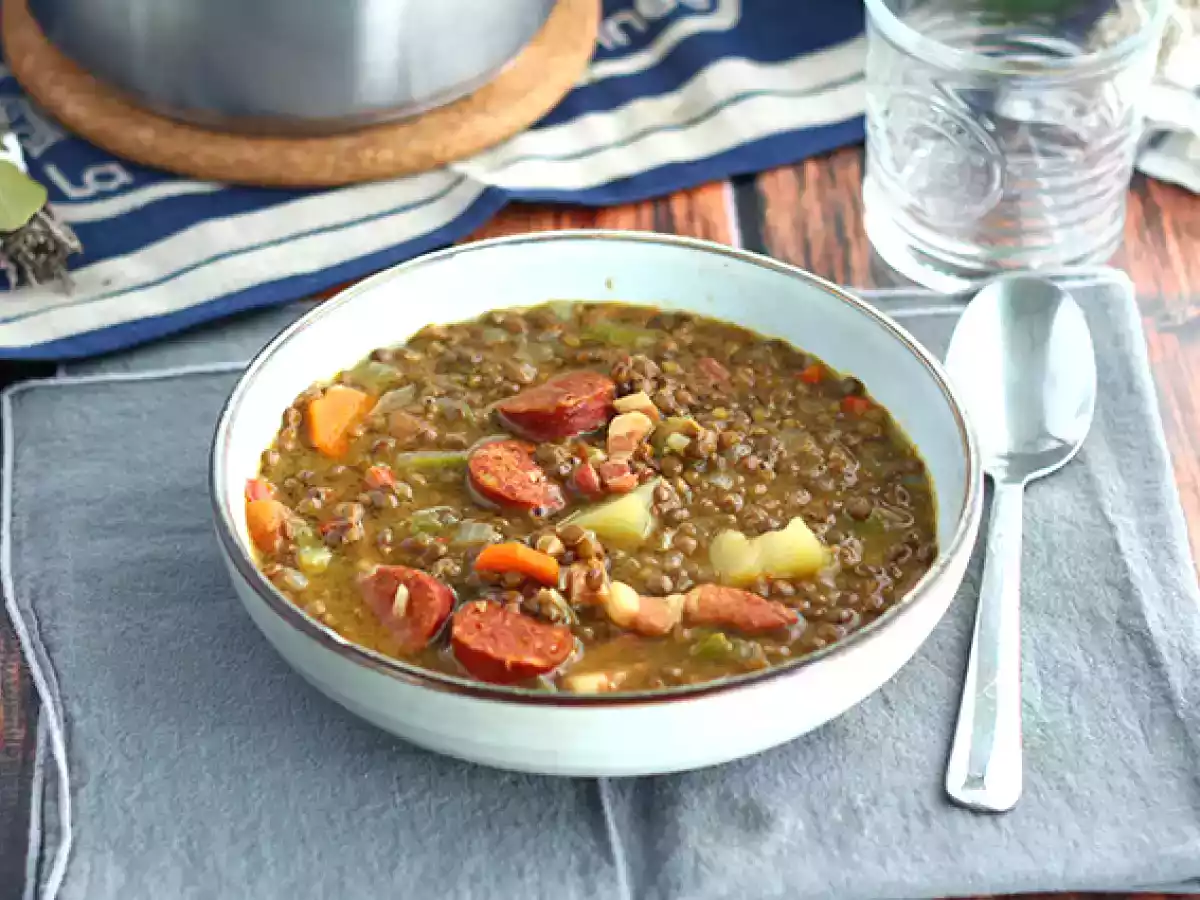 Zuppa di lenticchie spagnola