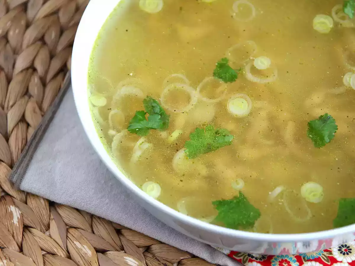 Zuppa di pollo, una versione asiatica ricca di gusto - foto 3