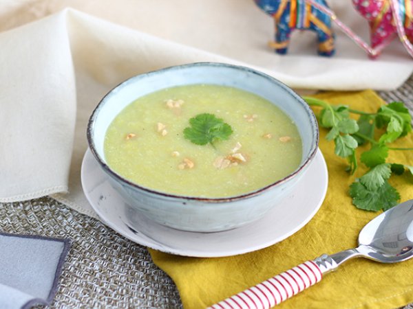 Zuppa di porri, latte di cocco e curry