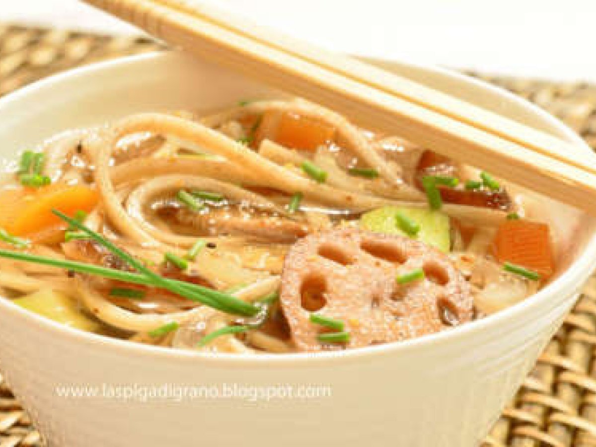 Zuppa di udon Japaneese style