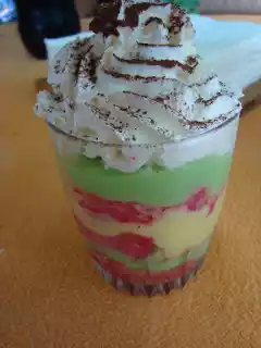 Zuppa inglese alla menta