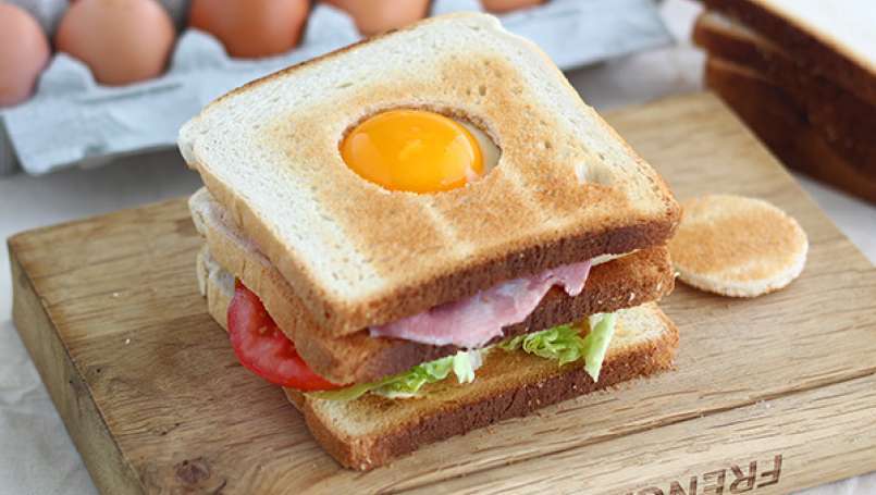 Club Sandwich con l'uovo